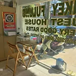 Oyo 75474 Funkey Fulung Andy & Tan Guest House