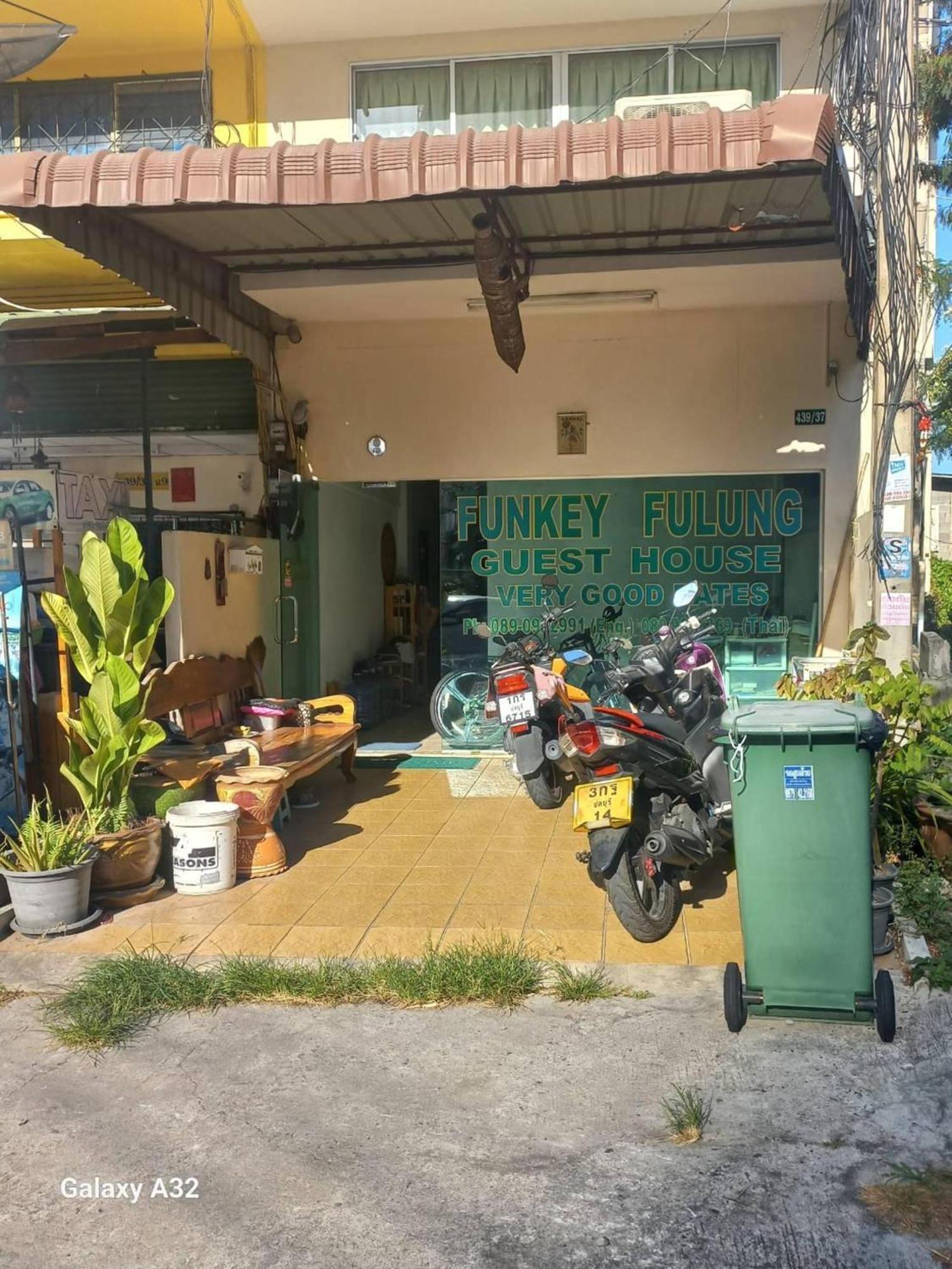 Oyo 75474 Funkey Fulung Andy & Tan Pattaya