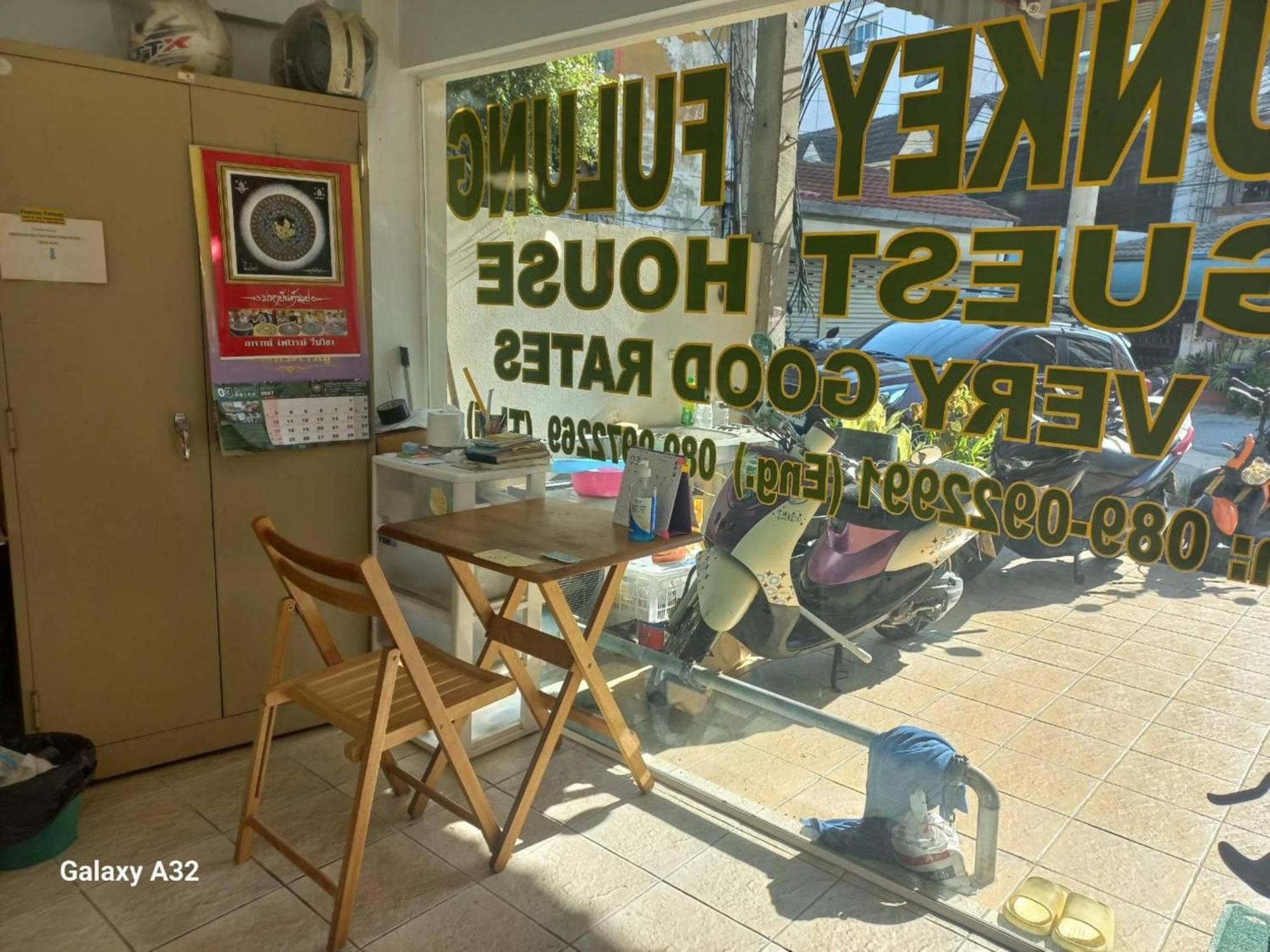 Oyo 75474 Funkey Fulung Andy & Tan Hotel Pattaya
